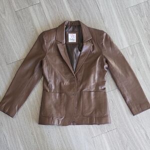 Women's Leather Exotica Brown Leather Blazer.  Perfect Shade Of Brown! 🟤 Small